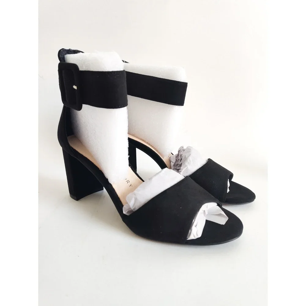 New Chinese Laundry Sandals 6.5 Black Block Heel Ankle Strap Buckle Minimalist